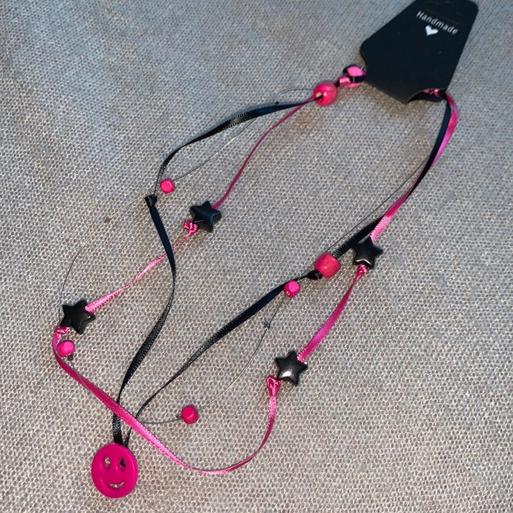 💝⭐️💕 Handmade - Short necklace - Pink Black beads - stars ribbons wire.